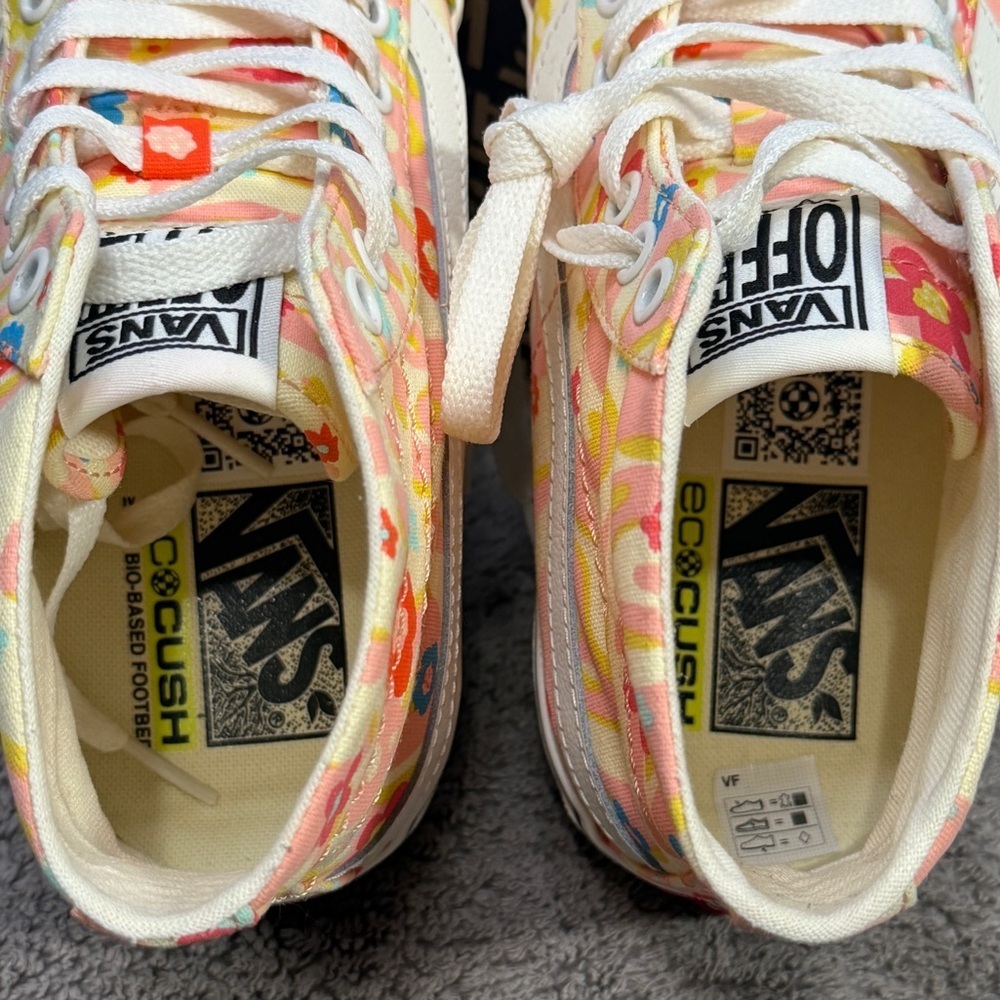 Vans Sk8-hi 38 deco
Brand new - Picture 7 of 9